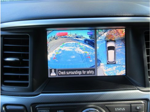 Used 2017 Nissan Pathfinder SL w/ SL Premium Package image 16