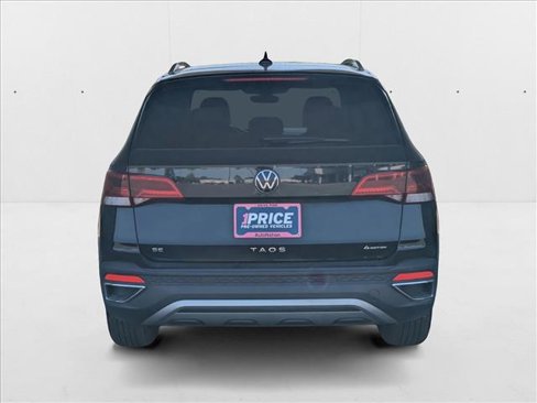 Used 2024 Volkswagen Taos SE image 5