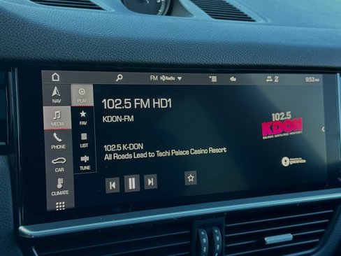 Used 2021 Porsche Cayenne image 19