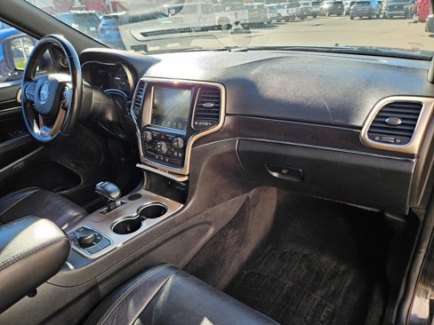 Used 2014 Jeep Grand Cherokee Limited w/ Luxury Group II image 35