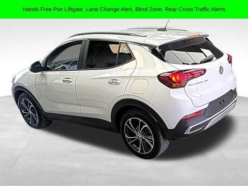 Used 2022 Buick Encore GX Select image 4
