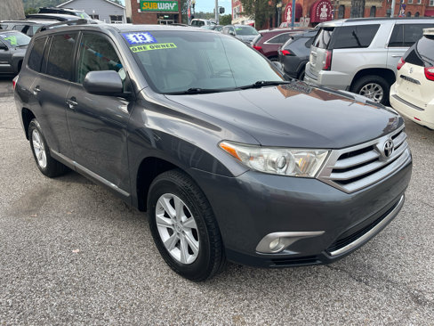Used 2013 Toyota Highlander 4WD V6 image 4