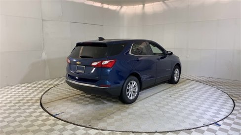 Used 2020 Chevrolet Equinox LT w/ Driver Convenience Package image 8