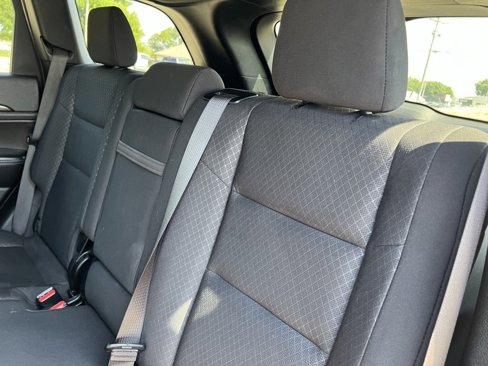 Used 2020 Jeep Grand Cherokee Laredo image 20