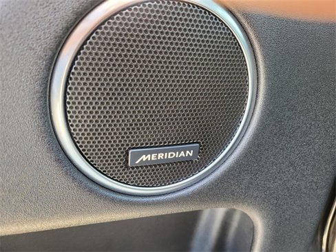 Used 2022 Land Rover Discovery Sport SE image 20