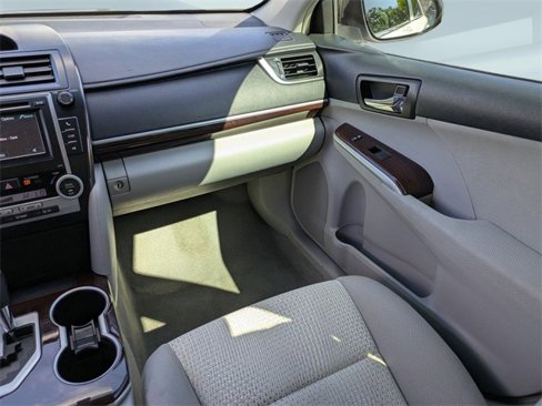 Used 2012 Toyota Camry XLE image 15