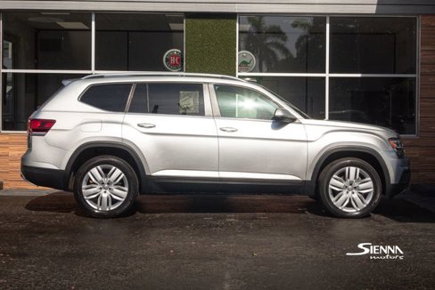 Used 2019 Volkswagen Atlas SE w/ Panoramic Sunroof Package image 4