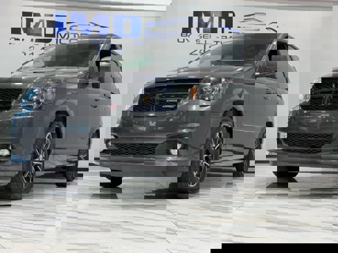 Used 2016 Dodge Grand Caravan SXT image 2