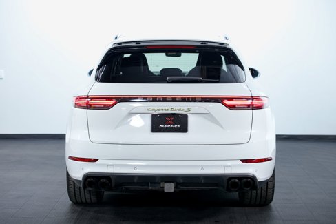 Used 2020 Porsche Cayenne Turbo S image 4
