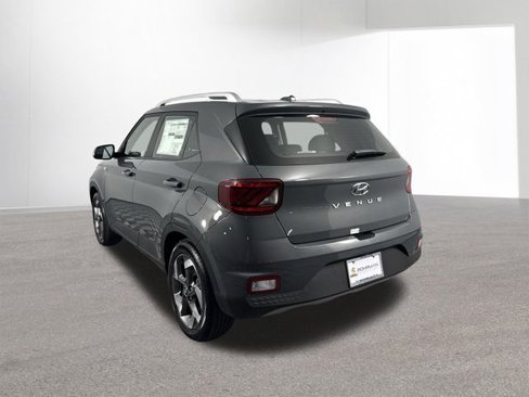 New 2025 Hyundai Venue SEL image 36