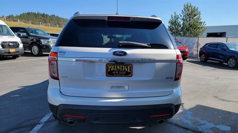 Used 2015 Ford Explorer XLT w/ Equipment Group 202B image 6