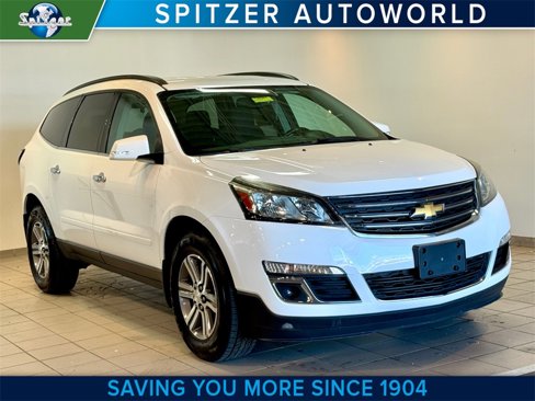 Used 2017 Chevrolet Traverse LT image 1