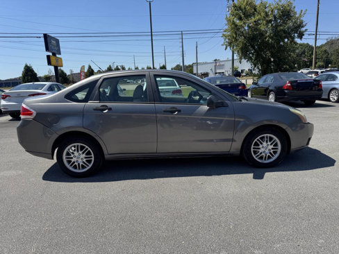 Used 2009 Ford Focus SE image 4