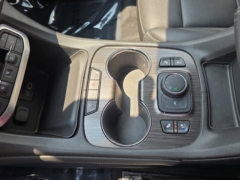 Used 2021 GMC Acadia SLT w/ Elevation Edition image 25