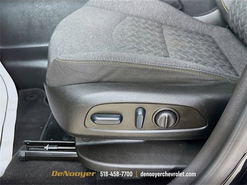 Used 2022 Chevrolet Equinox LT image 19