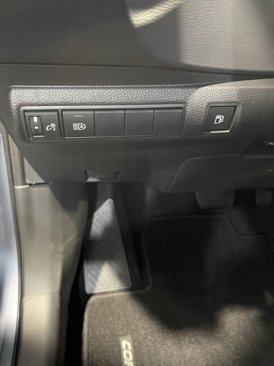 Used 2024 Toyota Corolla LE image 28