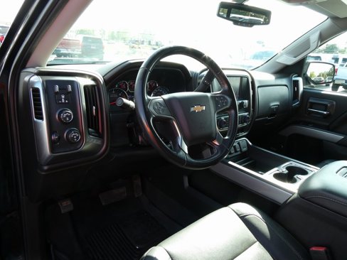 Used 2018 Chevrolet Silverado 1500 LTZ Z71 w/ Midnight Edition image 21