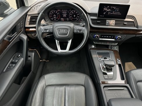 Used 2019 Audi Q5 2.0T Premium Plus w/ Premium Plus Package image 9