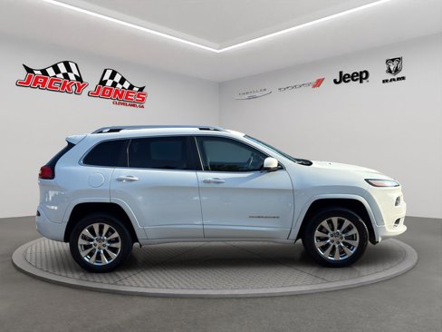 Used 2016 Jeep Cherokee Overland w/ Technology Group image 7