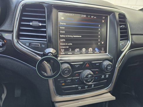 Used 2015 Jeep Grand Cherokee Limited w/ Trailer Tow Group IV image 55