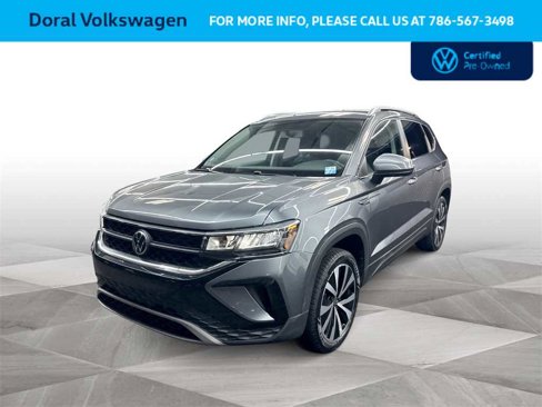 Certified 2022 Volkswagen Taos SE image 4