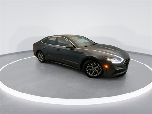 Used 2022 Hyundai Sonata SEL w/ Cargo Package image 2
