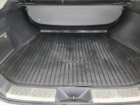 Used 2021 Toyota Venza XLE image 36