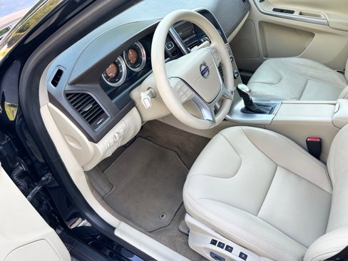 Used 2013 Volvo XC60 3.2 image 24