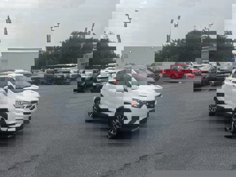 Used 2022 Buick Encore Preferred w/ Safety Package image 4