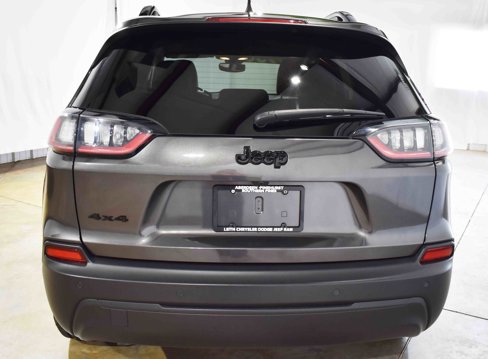 Used 2023 Jeep Cherokee Altitude Lux image 8