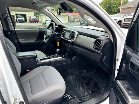 Used 2019 Toyota Tacoma SR5 image 15