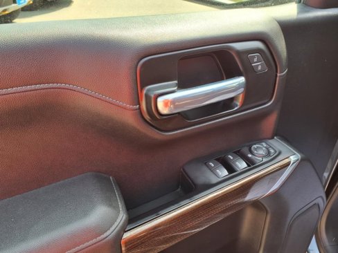 Used 2021 Chevrolet Silverado 1500 LT image 11
