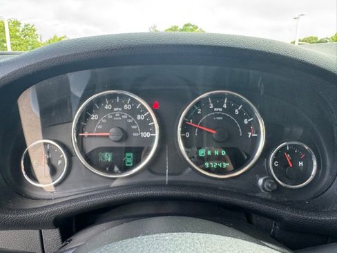 Used 2017 Jeep Wrangler Unlimited Sport image 10