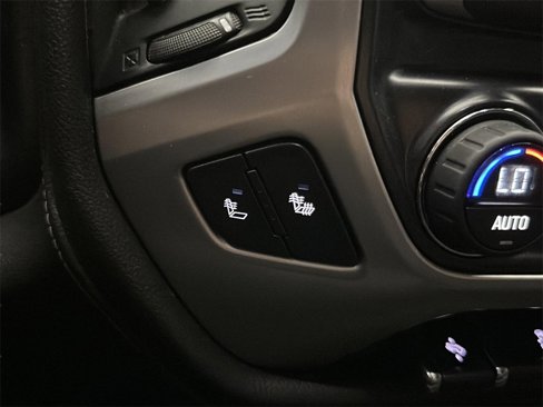 Used 2015 GMC Sierra 1500 SLE w/ Carbon-22 Edition image 8
