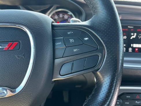 Used 2022 Dodge Challenger GT image 13