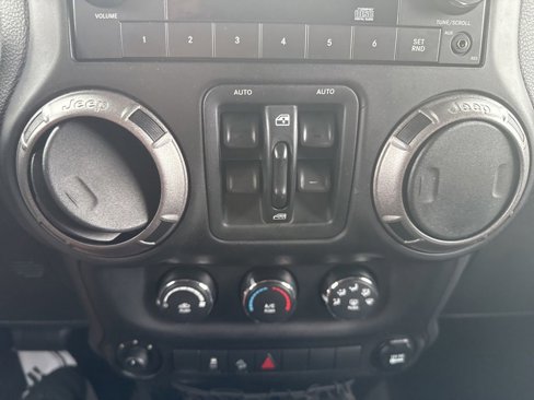 Used 2014 Jeep Wrangler Unlimited Sport w/ Quick Order Package 24S image 29