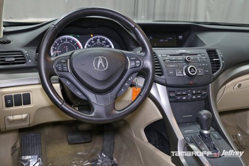 Used 2010 Acura TSX Sedan image 2