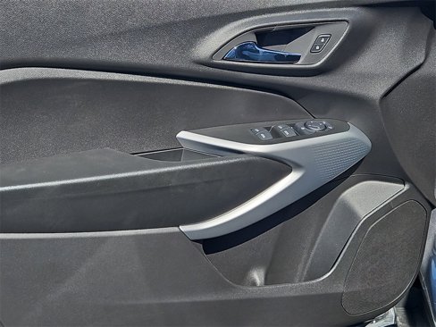 New 2026 Chevrolet Trax LS w/ LS Convenience Package image 19
