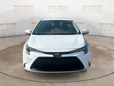 Used 2021 Toyota Corolla LE image 8
