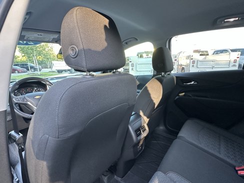 Used 2022 Chevrolet Equinox LT image 32