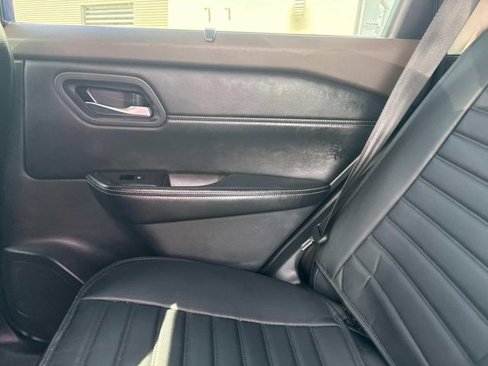 Used 2023 Nissan Rogue SV w/ SV Premium Package image 15