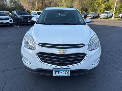 Used 2016 Chevrolet Equinox LT image 2