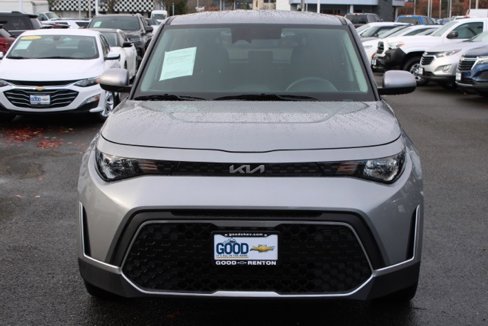 Used 2023 Kia Soul LX image 2