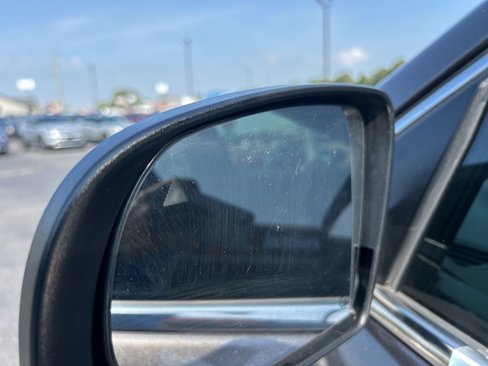 Used 2019 Jeep Cherokee Limited image 17