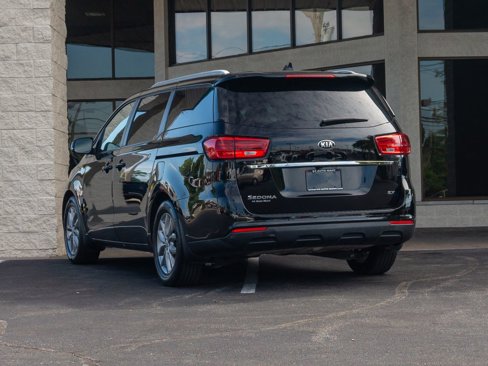Used 2019 Kia Sedona EX image 8