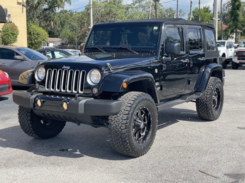 Used 2016 Jeep Wrangler Unlimited Sahara w/ Connectivity Group image 9