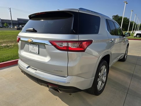 Used 2021 Chevrolet Traverse Premier image 5