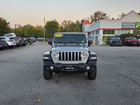 Used 2018 Jeep Wrangler Unlimited Sport image 3