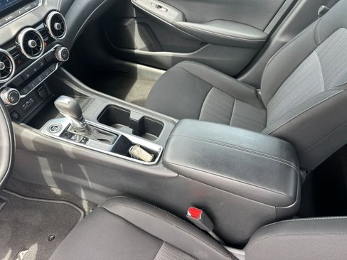 Used 2024 Nissan Sentra SV image 39
