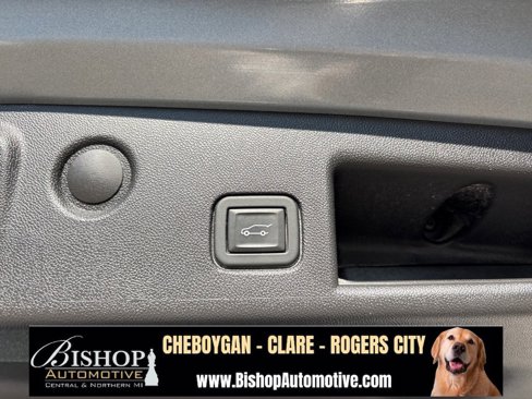 Used 2023 Chevrolet Equinox LT image 21